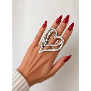 NWT Gorgeous Huge Big Silver Thick Heart Shaped Shiny Ring OS Adustable One Size